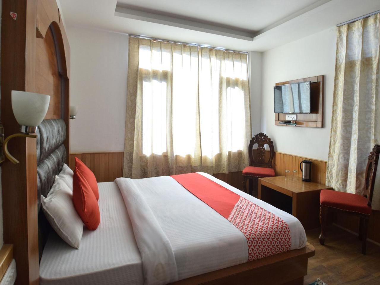 Oyo 10255 Hotel Red Apple Manāli Buitenkant foto