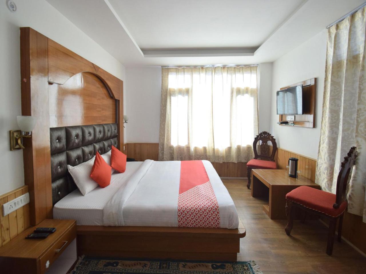 Oyo 10255 Hotel Red Apple Manāli Buitenkant foto