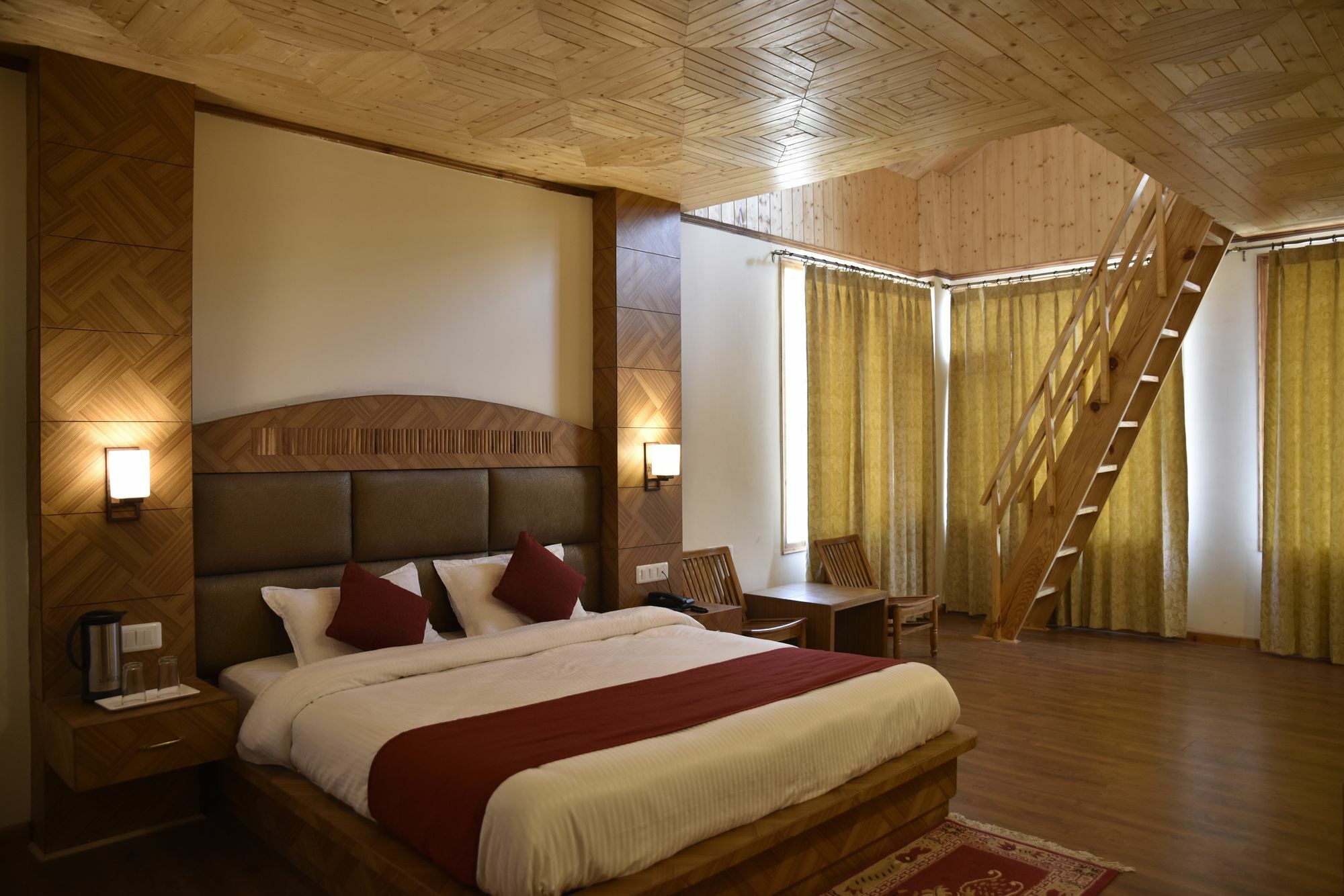 Oyo 10255 Hotel Red Apple Manāli Buitenkant foto